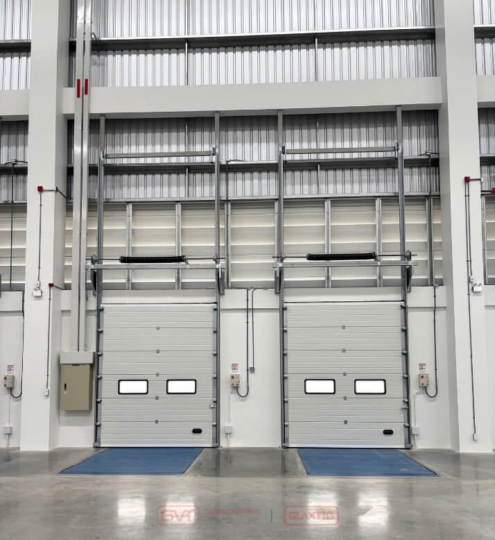 Sectional Doors &amp; Hydraulic Dock Levellers - DHL Bangna Sustainable Logistics Center